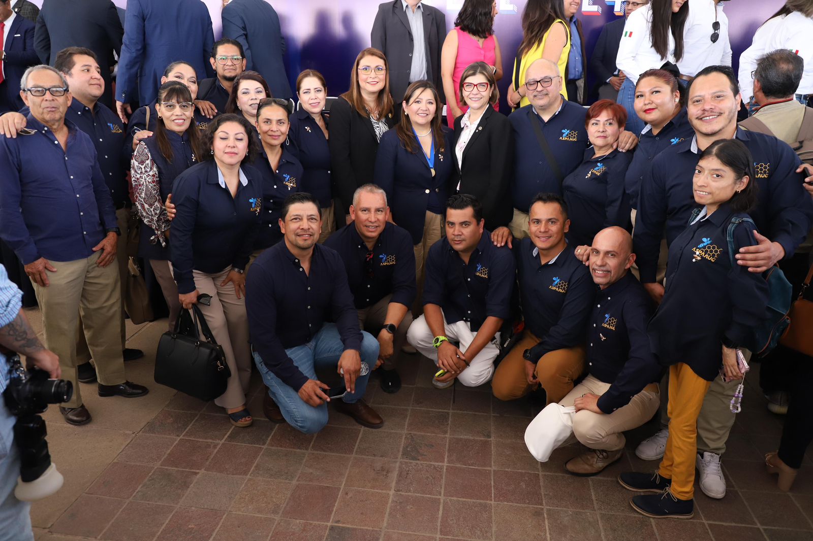 Reconocen a universitarios con el Galardón «Guanajuato Premio Estatal al Mérito Laboral”